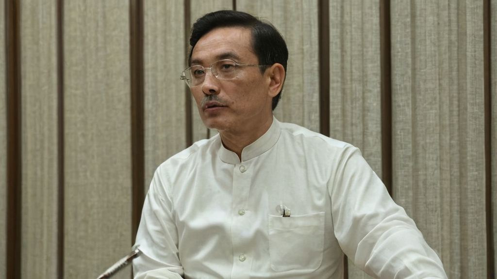 娱乐圈的水太深我还是选择相信恋情，娱乐吃瓜君迅猛龙唱歌引发猜测